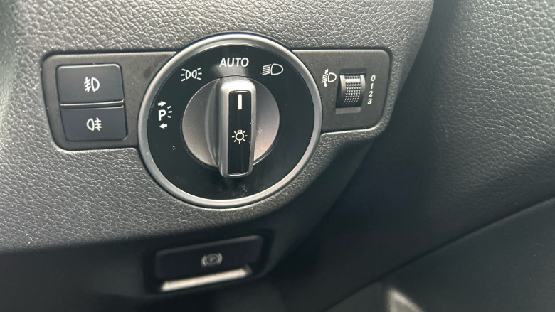 Mercedes-Benz GLA 200 Sport 5dr Petrol Hatchback